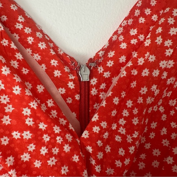 Rebecca Taylor Top Size Medium Red Silk Ditzy Floral Casual Office Career V-Neck - Picture 6 of 9